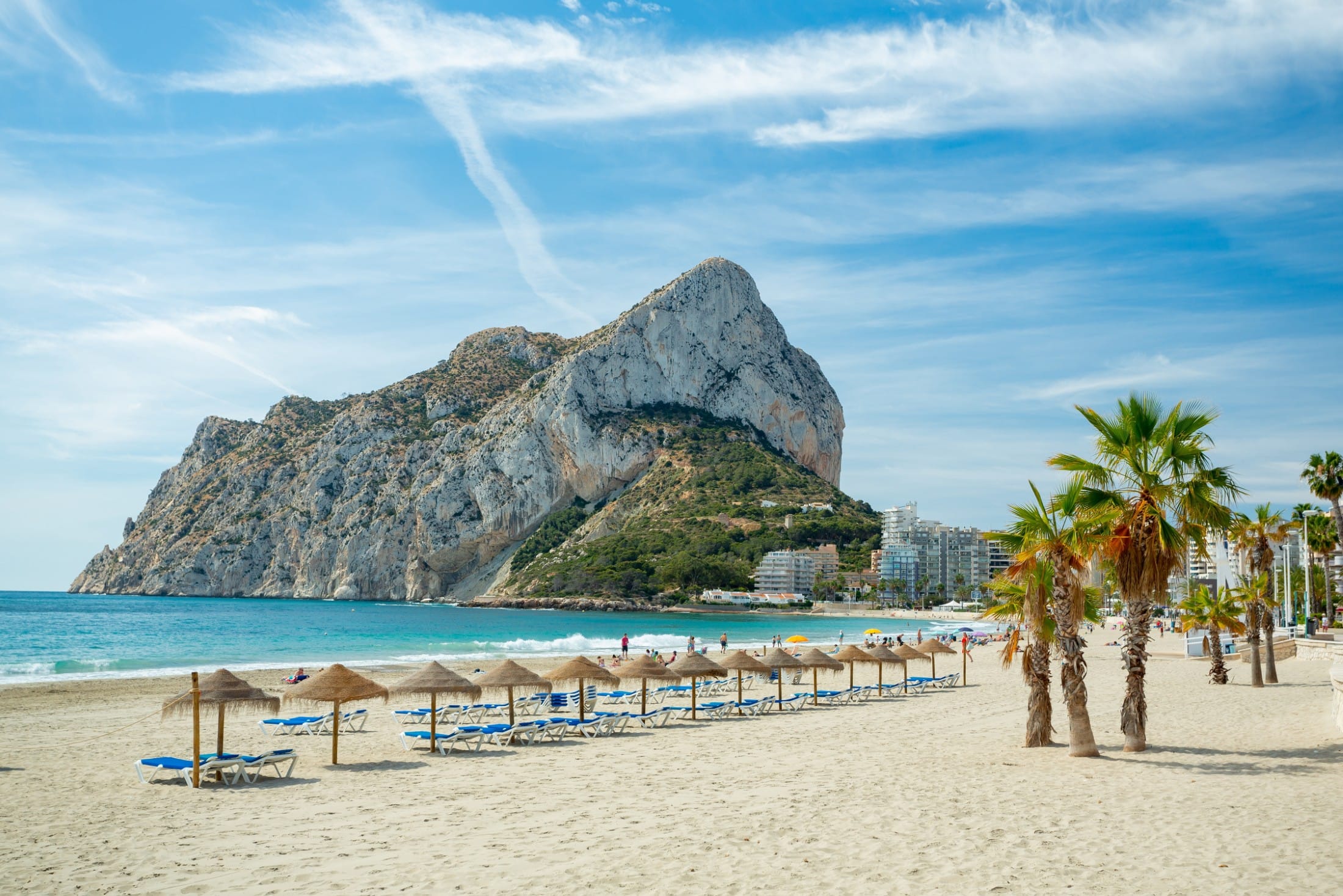 Strand van Calpe met de Peñón de Ifach